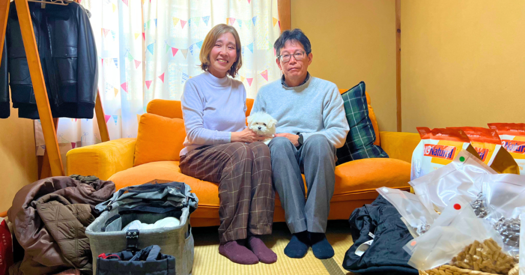 兵庫県の井尻様ご家族と、新しい家族になったマルチーズの子犬さくらちゃん